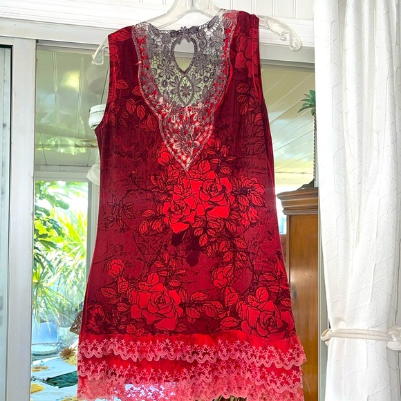 Very sharp looking red with lace dress shirt - Picture 1 of 3